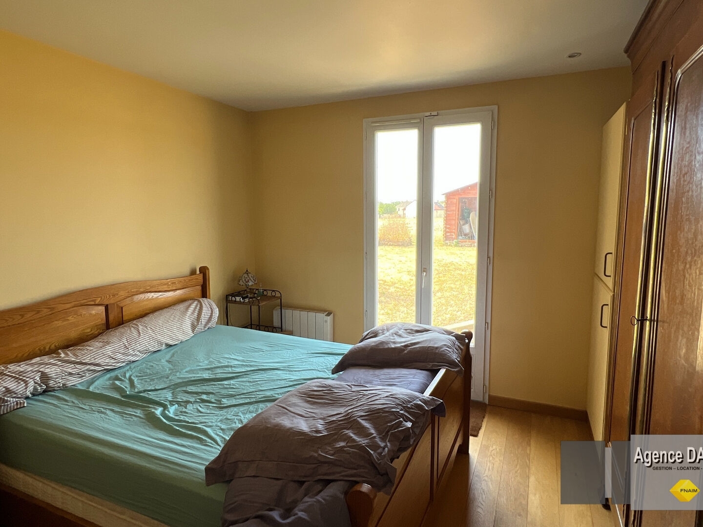 SAINVILLE (28700) ? Maison de plain-pied de 2008 € 80 m² ? 2 chambres ? Terrain de 1 100 m² ? Double garage ? Greniers aménageables