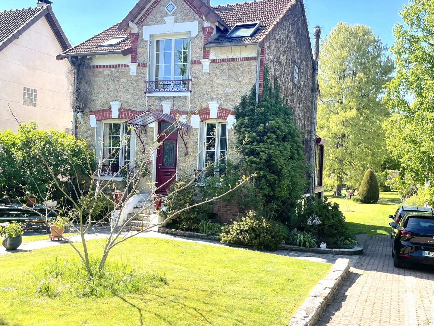 Maison 9 pièces 200 m²