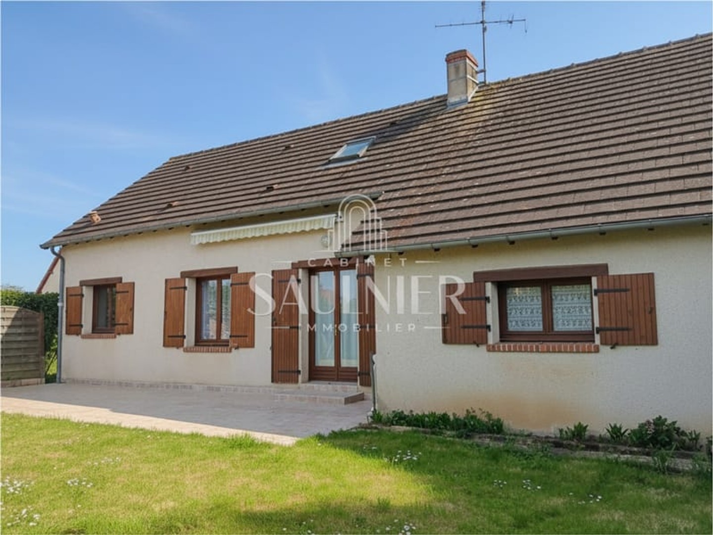 A vendre - Proche Blois - Maison traditionnelle avec garage à Saint-Sulpice-de-Pommeray