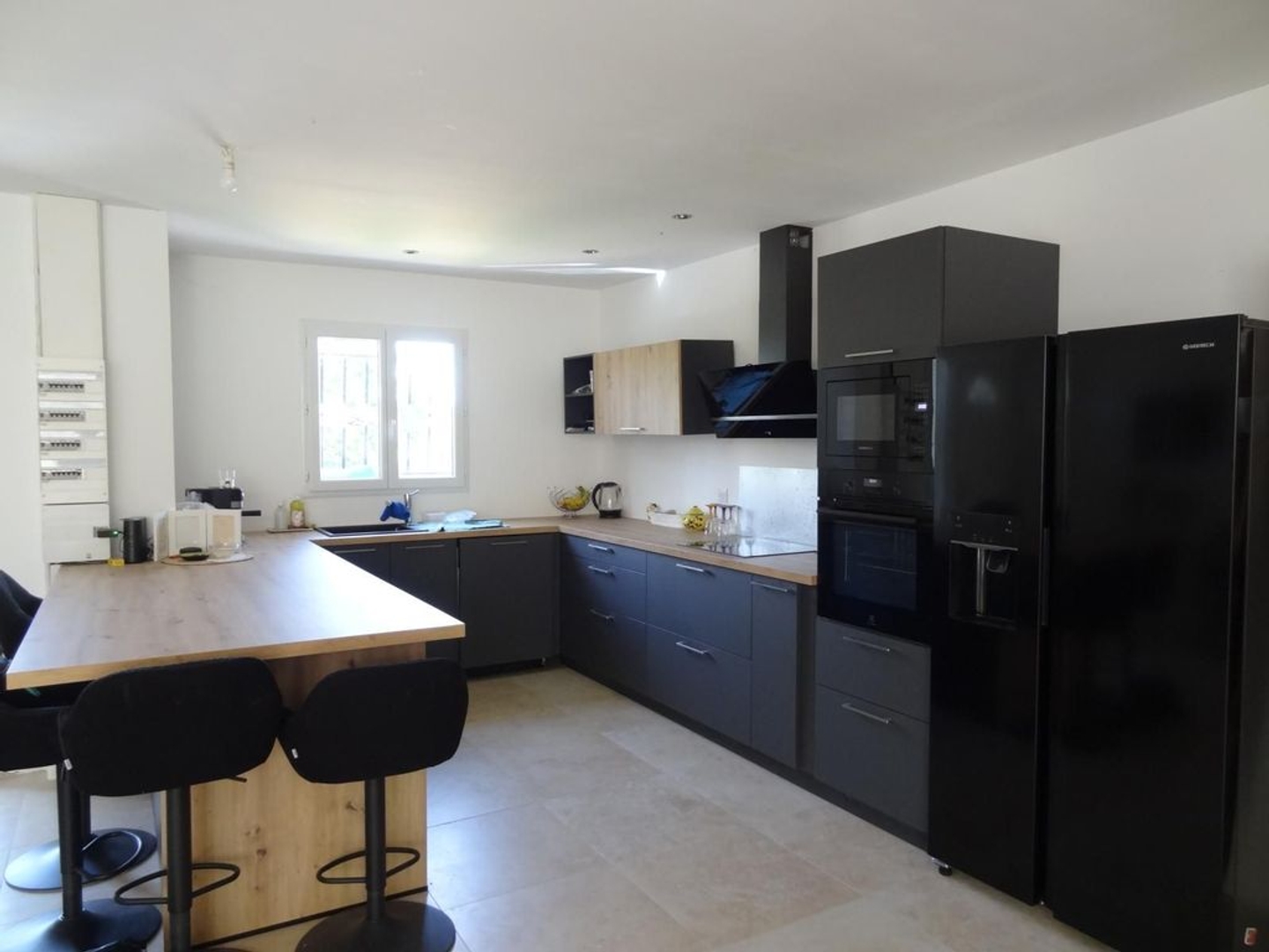Maison à vendre - 7 pièces - 155m2 - Saint-Quentin-La-... (30700)