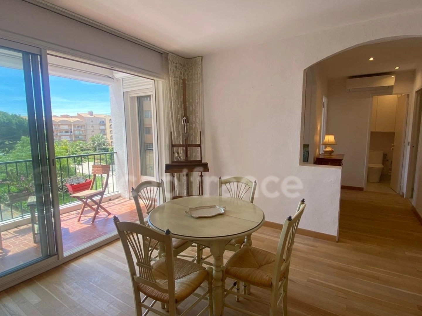 Appartement à vendre - 2 pièces - 44m2 - Hyères (83400)