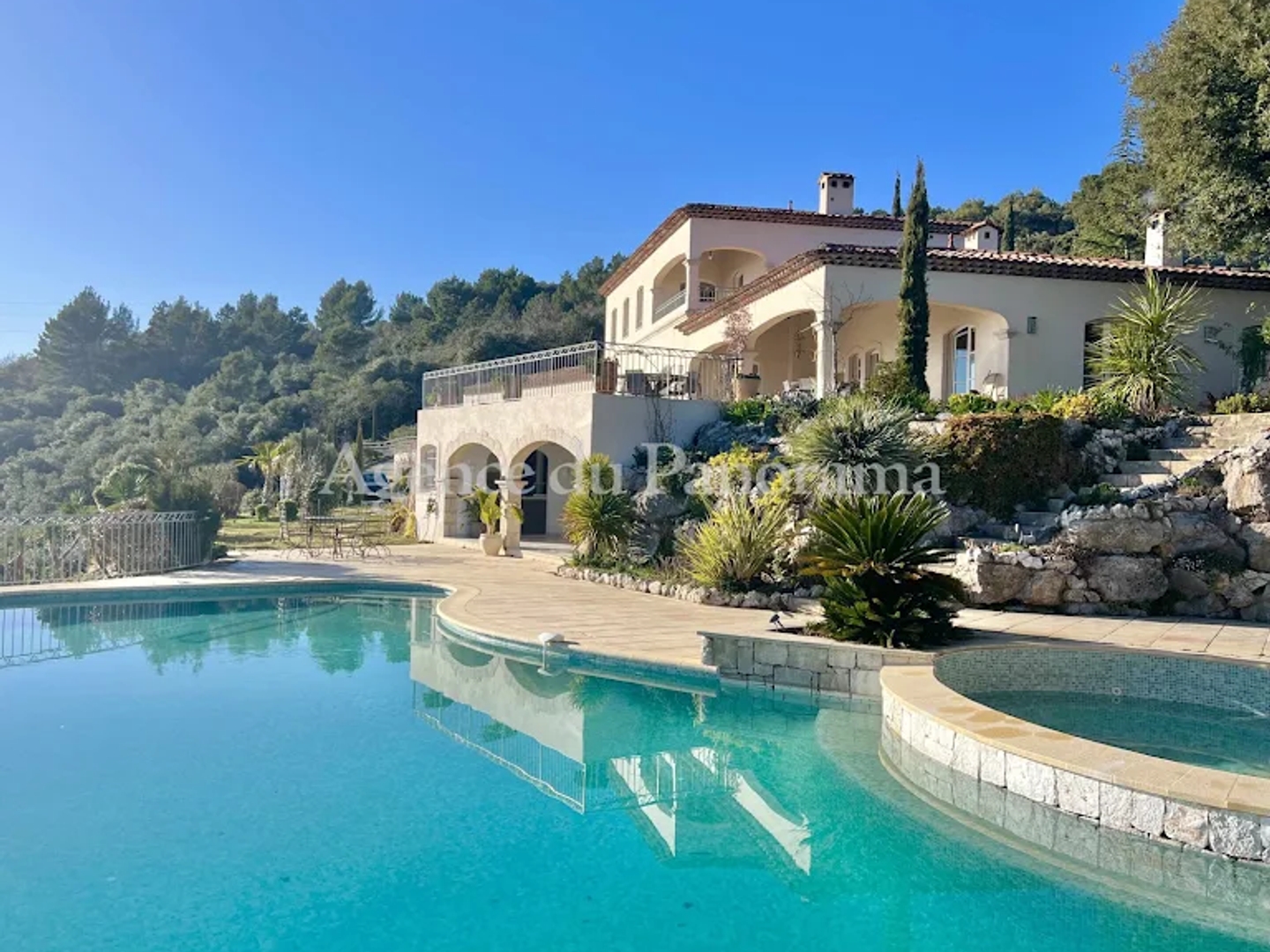 Maison à vendre - 10 pièces - 483m2 - Cabris (06530)