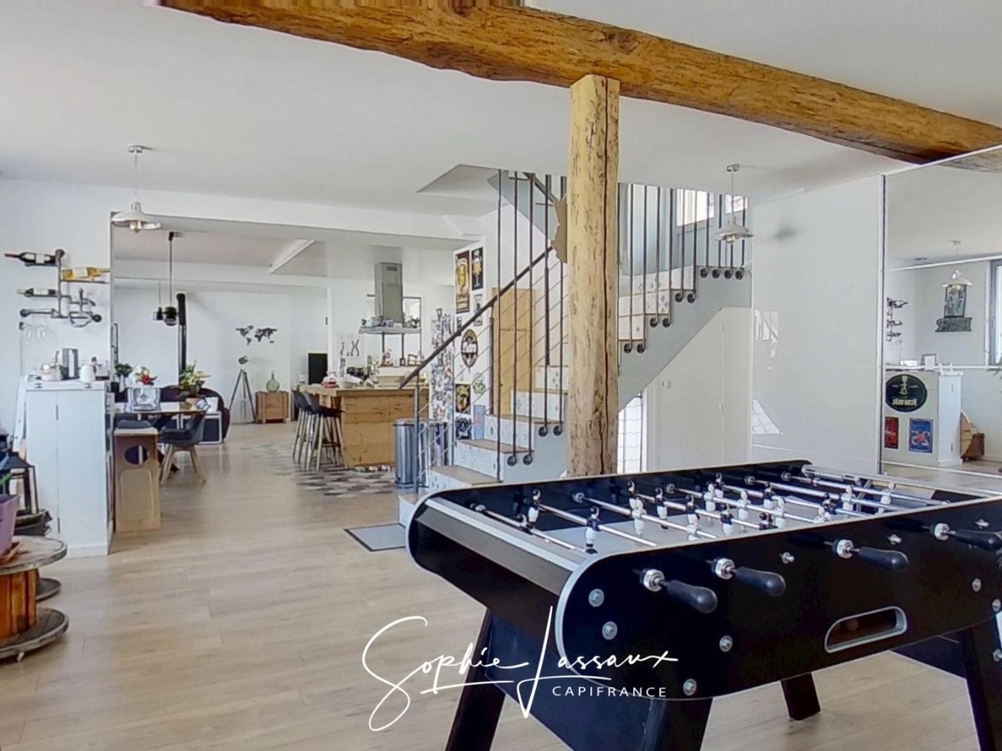 Maison 9 pièces 247 m²
