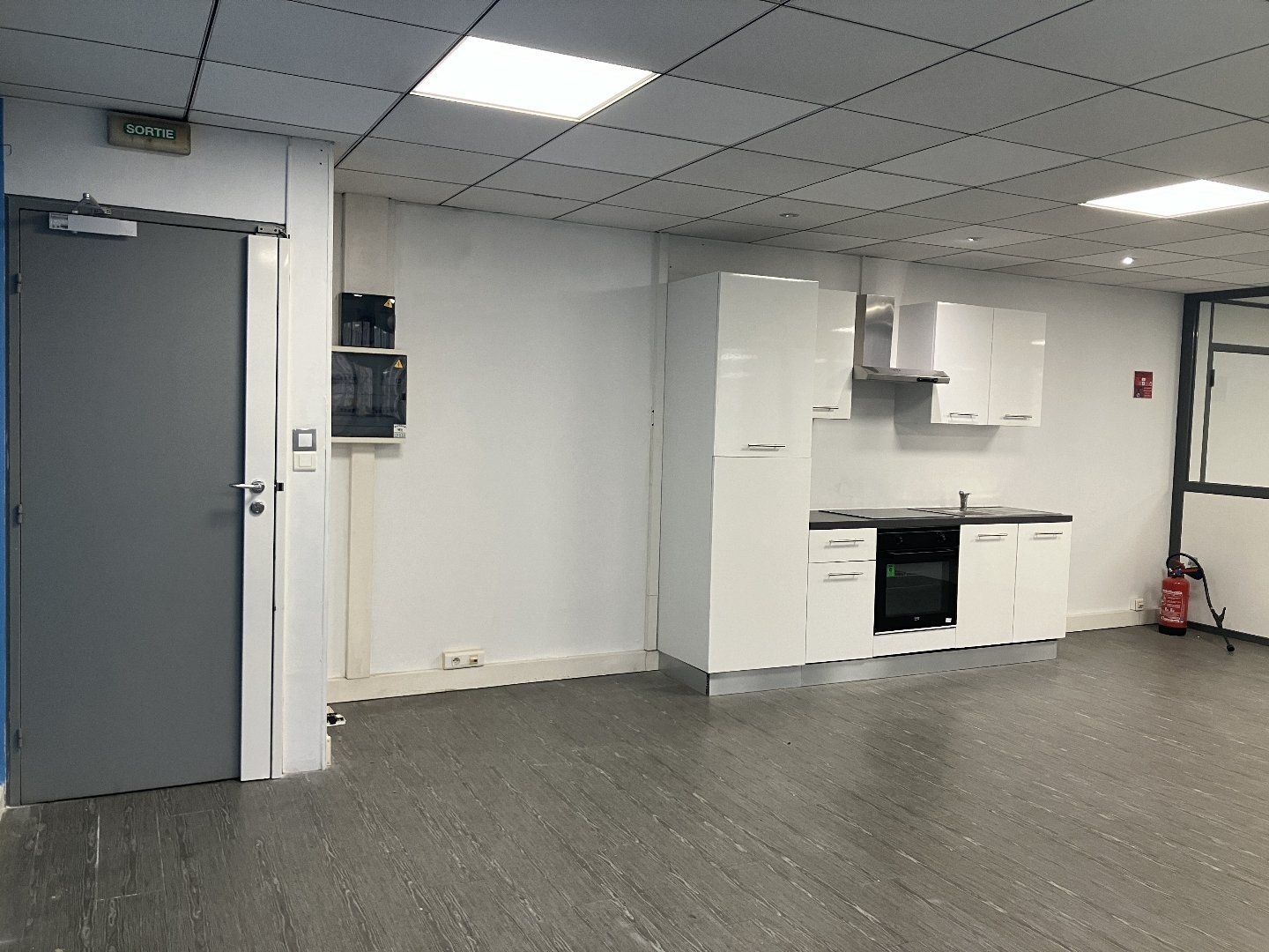 Autre à louer - 112m2 - Villeurbanne (69100)