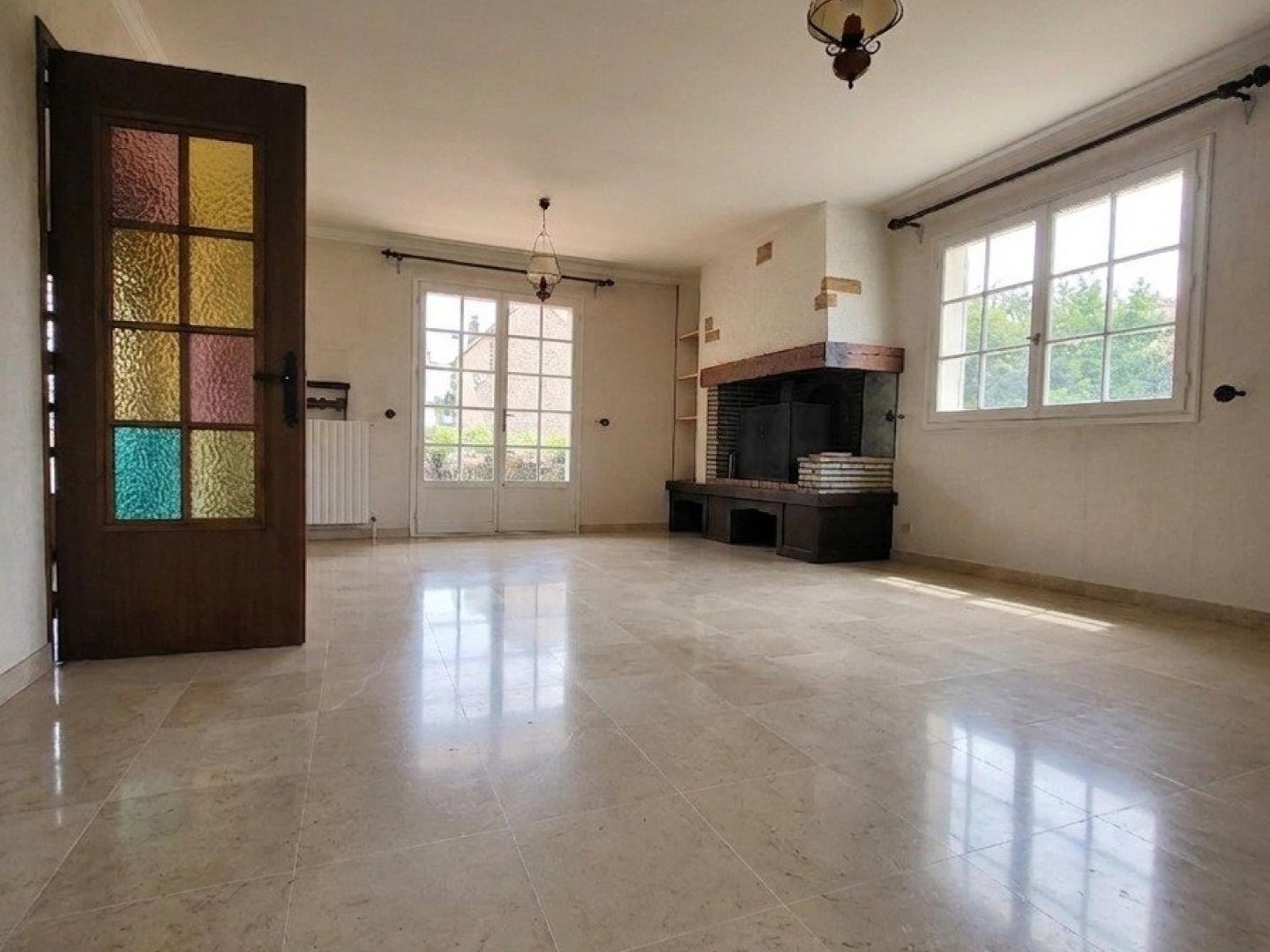 Maison à vendre - 8 pièces - 226m2 - Courtenay (45320)