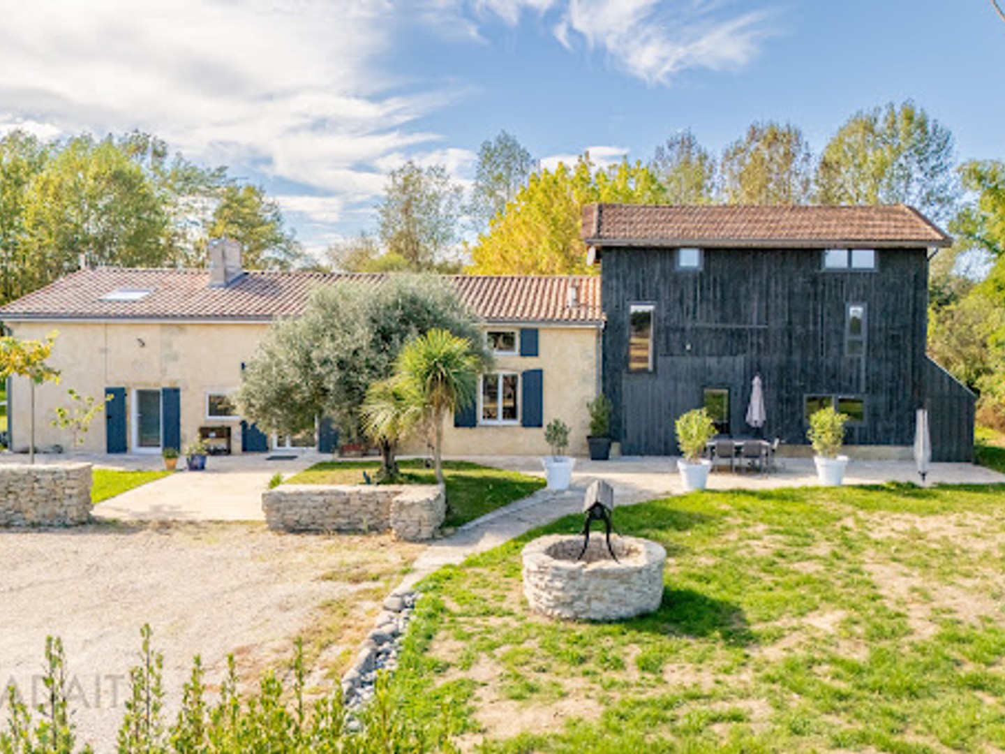 Villa 3 pièces 330 m²
