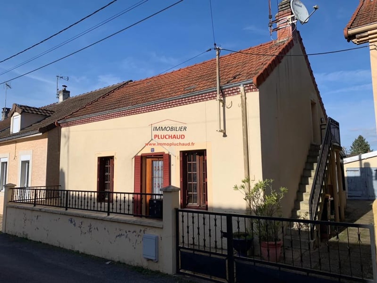 Digoin , maison 4 ch, 84 m2.