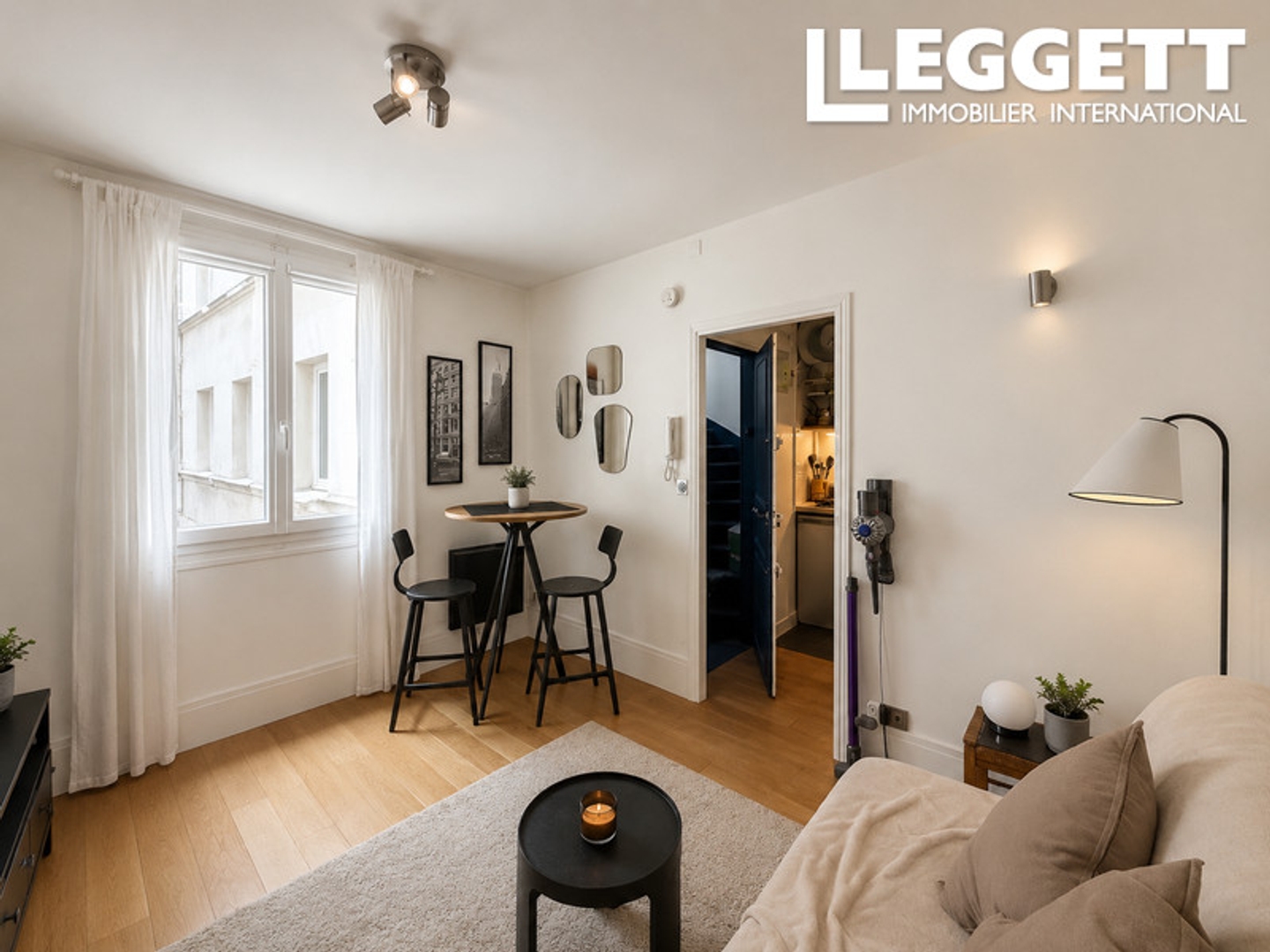 Île Saint-Louis | Charmant Studio Rénové au Calme | 2e Etage Ascenseur