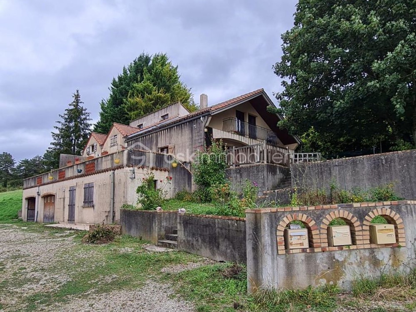 Maison à vendre - 10 pièces - 214m2 - Champlost (89210)