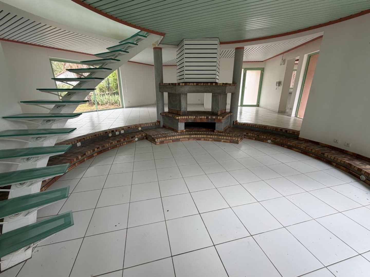Maison à vendre - 6 pièces - 190m2 - Capdenac (46100)