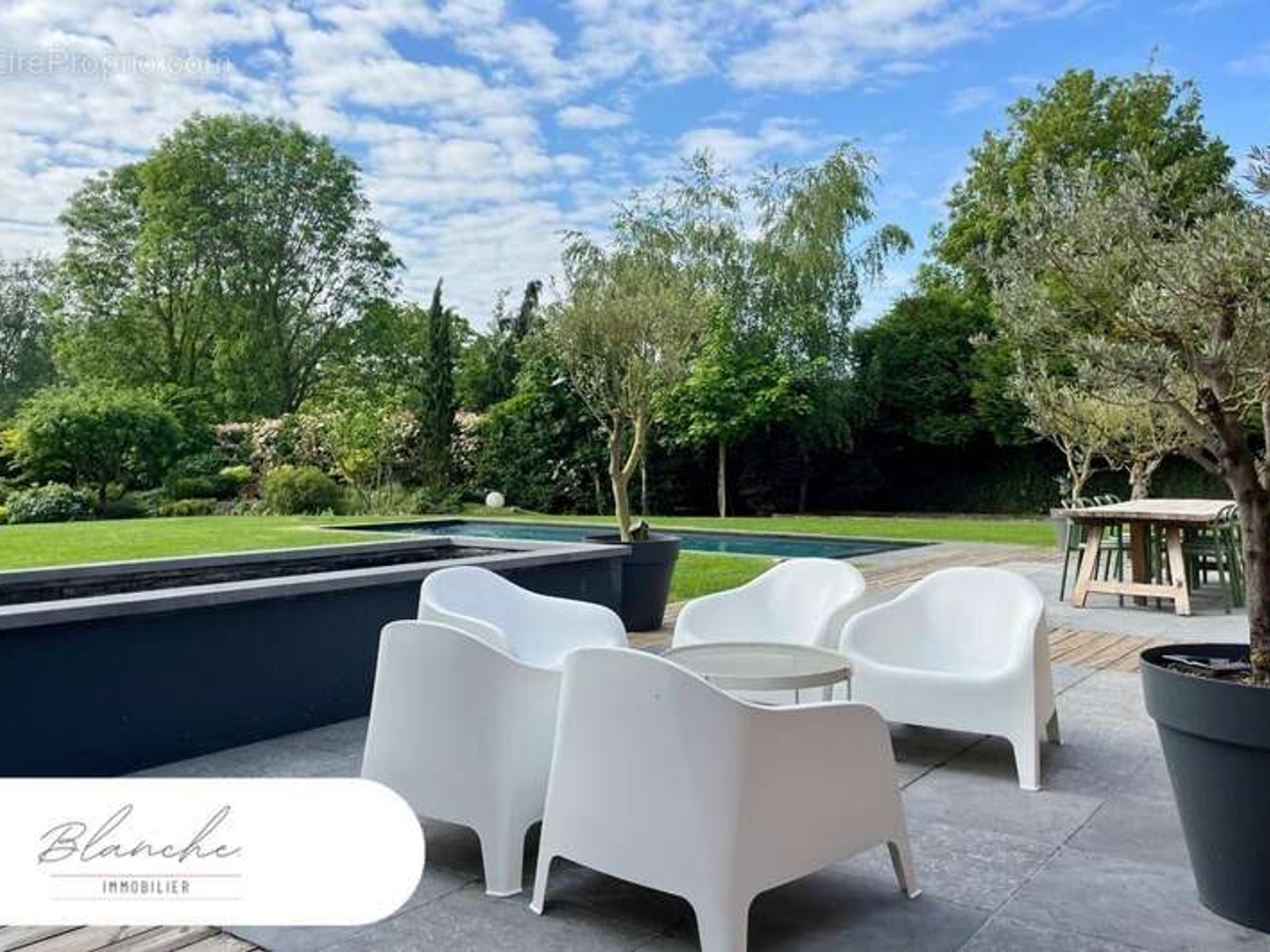 Maison à vendre - 6 pièces - 396m2 - Cysoing (59830)