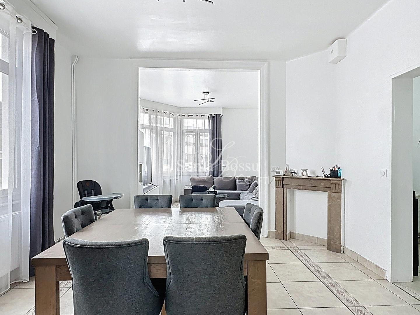 NOUVEAUTÉ SAFTI MAISON 3 CHAMBRES + BUREAU + STATIONNEMENT PRIVATIF + GRANDE COUR