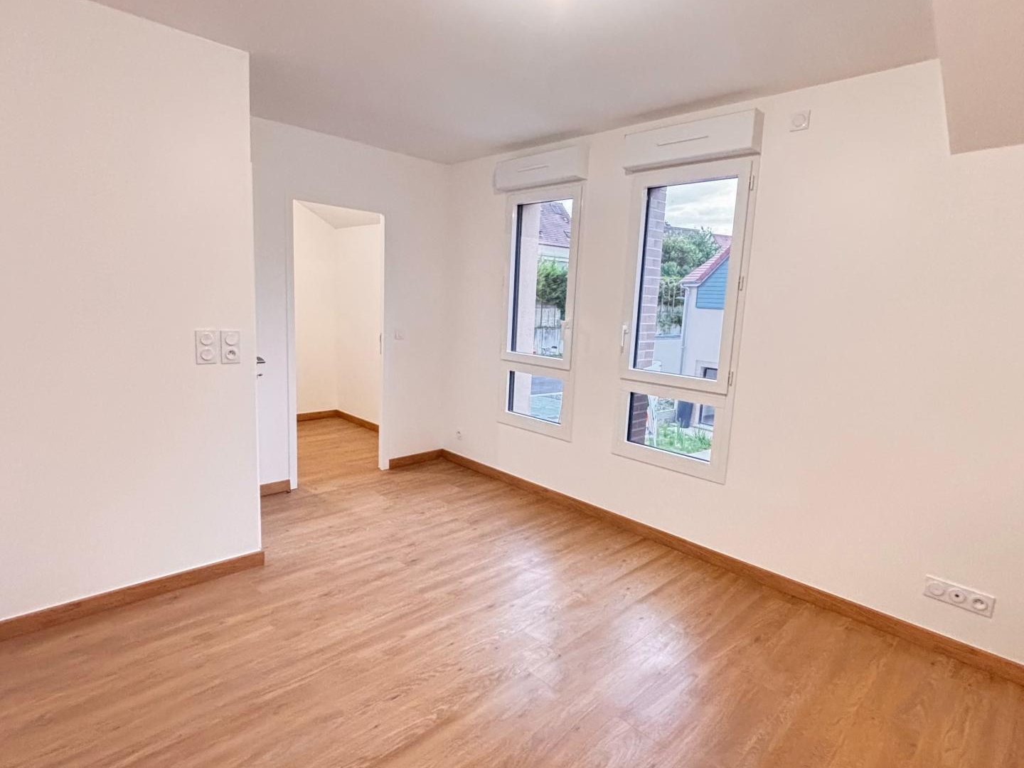 Maison à vendre - 4 pièces - 82m2 - La Queue-En-Brie (94510)