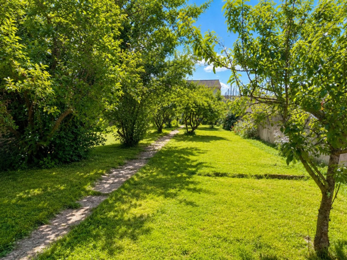 Maison à vendre - 7 pièces - 161m2 - Gond-Pontouvre (16160)