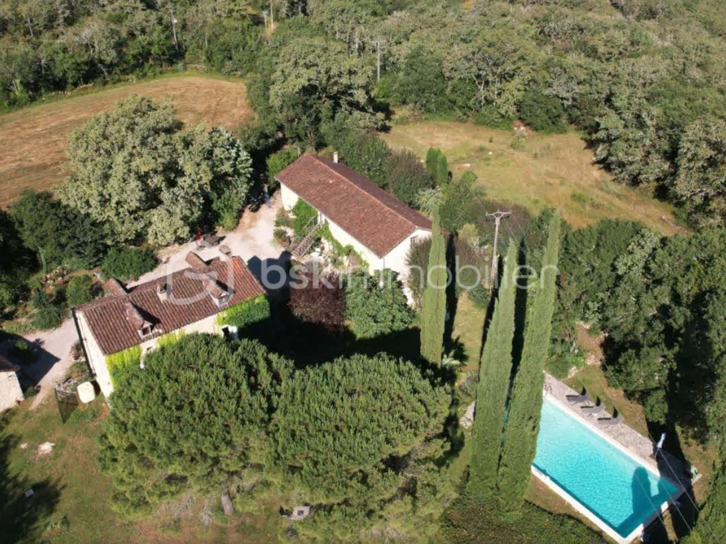 Maison 15 pièces 374 m²
