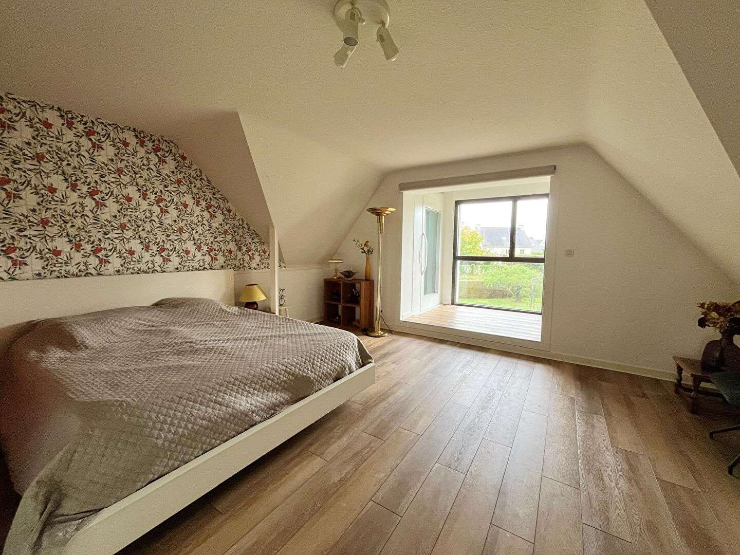 Maison 7 pièces 245 m²