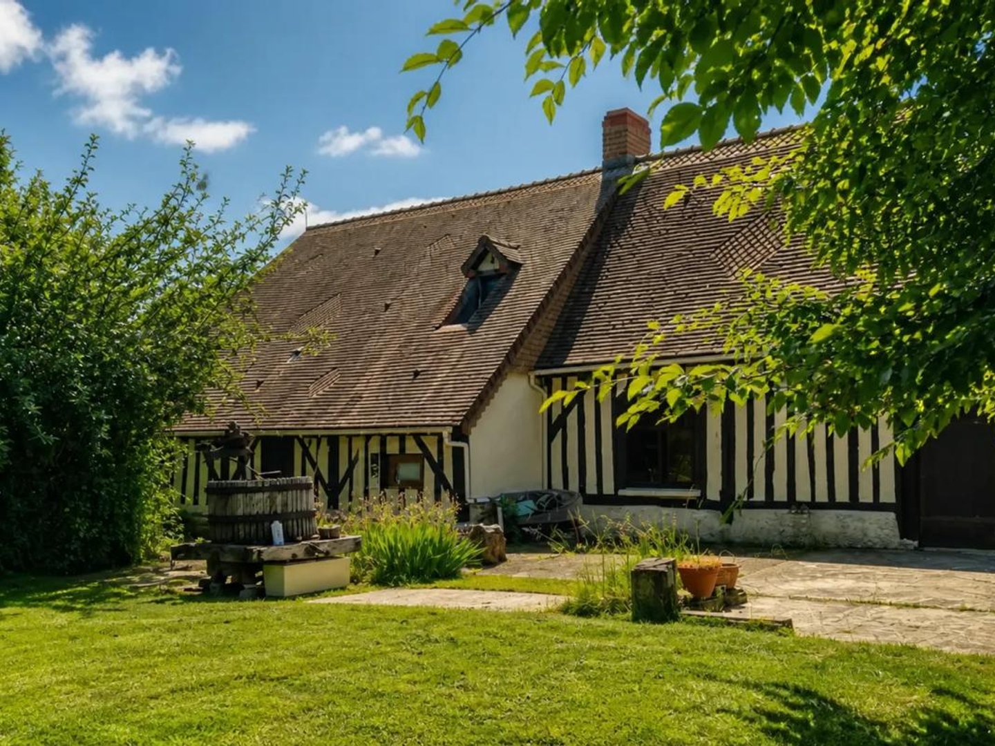 Maison de 6 pièces de 249 m² à Le Poislay