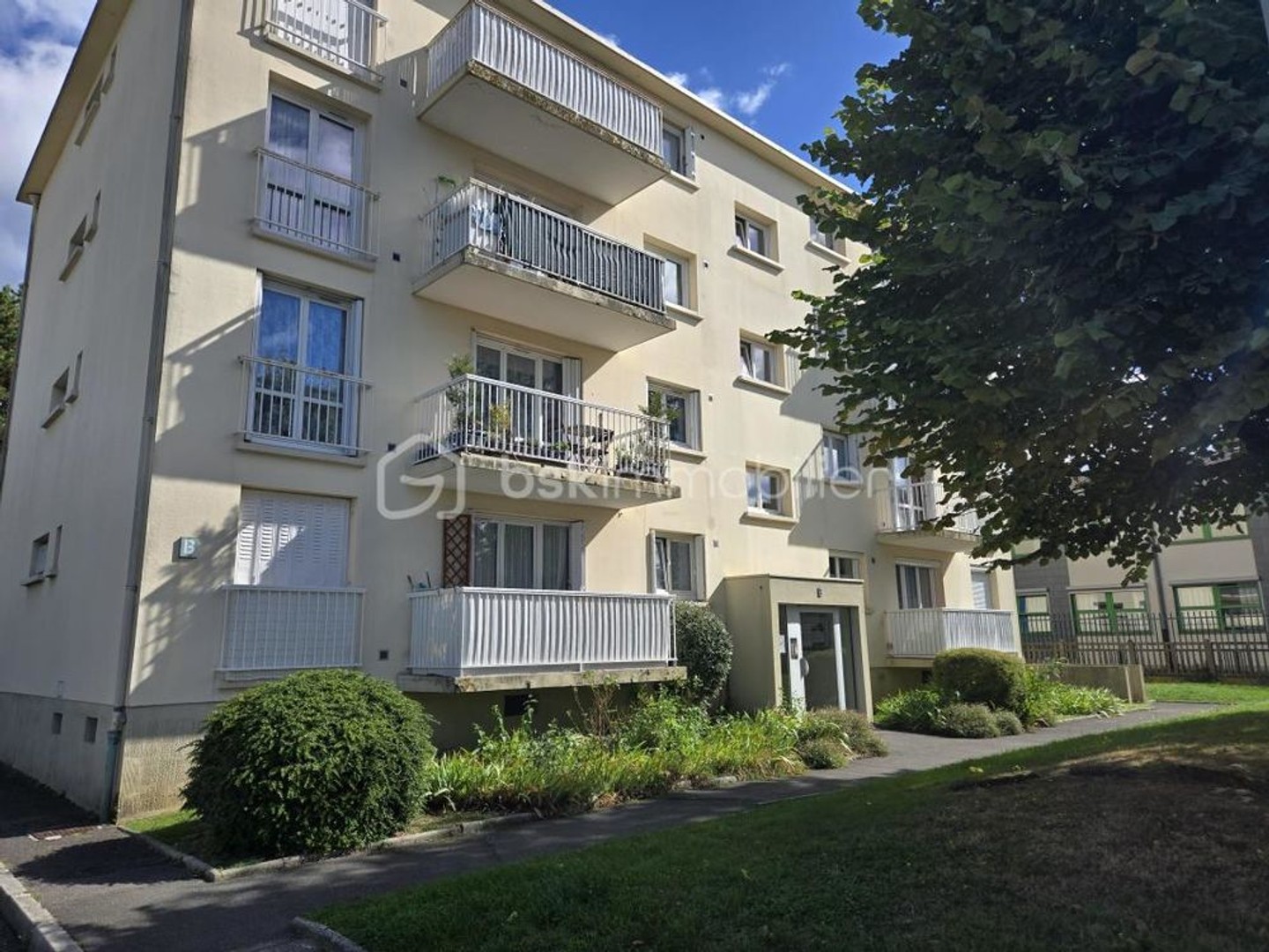 Parking / garage / box à vendre - Taverny (95150)