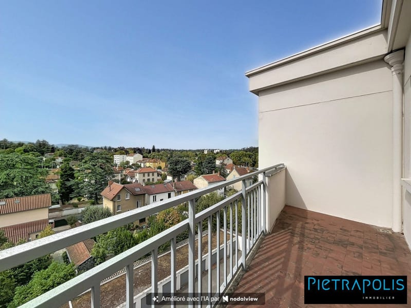 Appartement à vendre - 4 pièces - 106m2 - Tassin-La-Demi-Lune (69160)