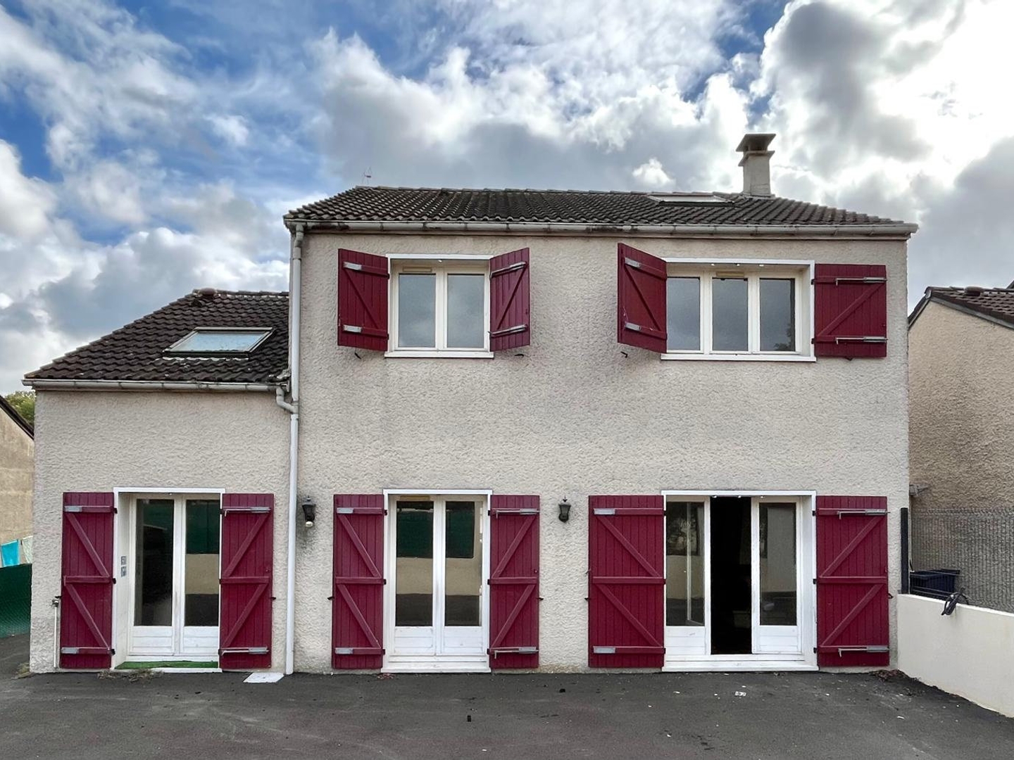 Pavillon indépendant à rénové - 132m2 - 5 chambres