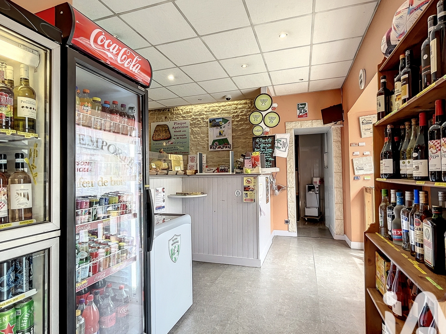 Fonds de commerce 1 pièce 80 m²