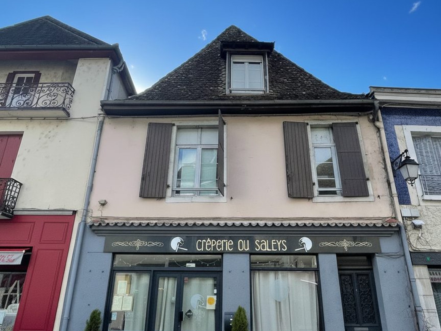 Local commercial 130 m²