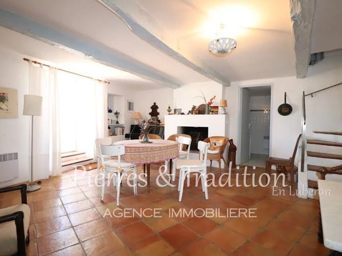 Maison à vendre - 5 pièces - 117m2 - Simiane-La-Rotonde (04150)