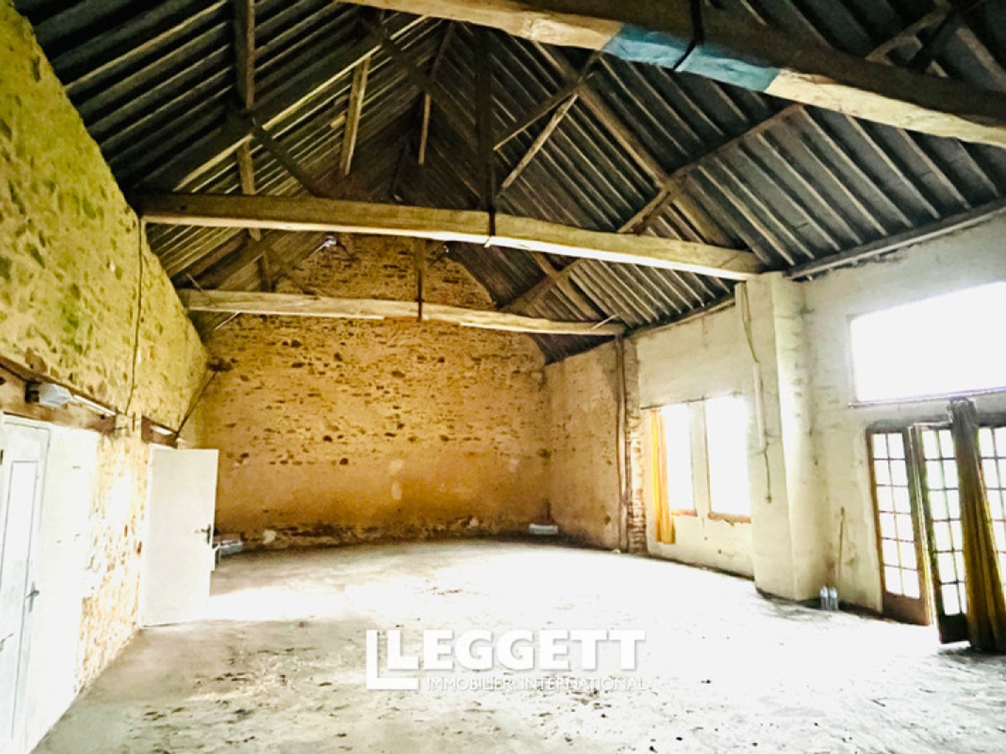 Maison 2 pièces 171 m²