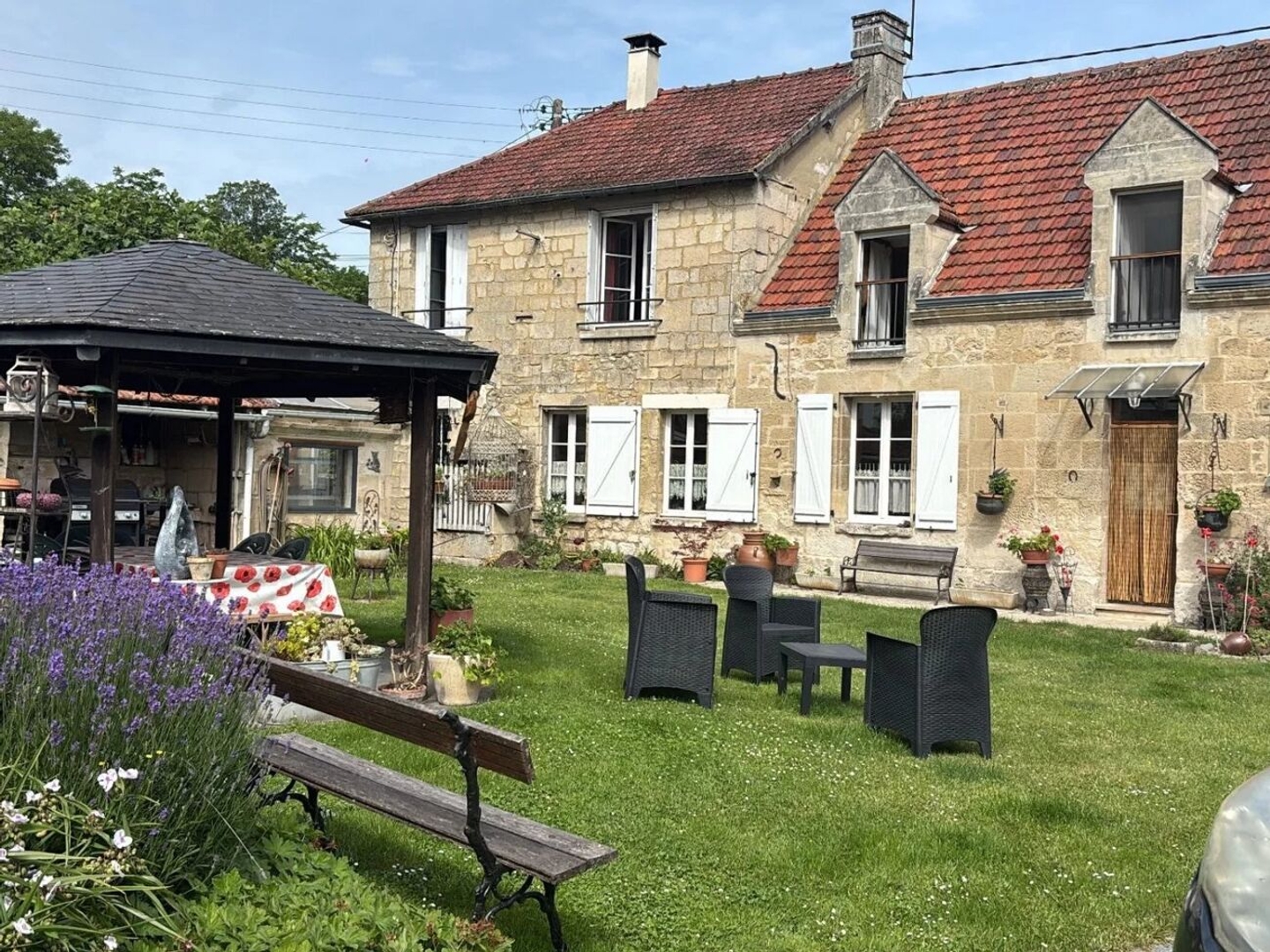 Maison 216 m²