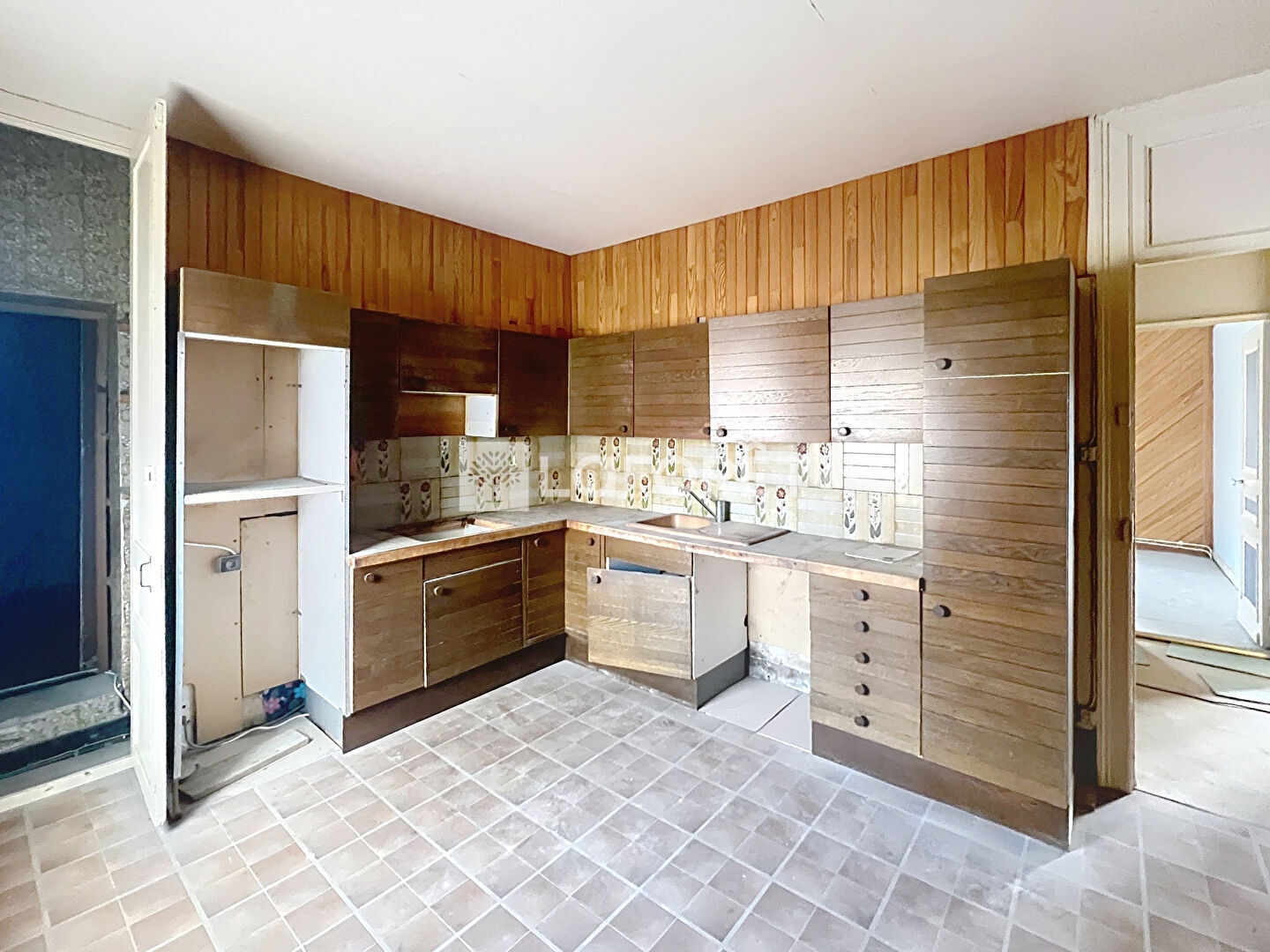 Immeuble à vendre - 4 pièces - 236m2 - Calais (62100)