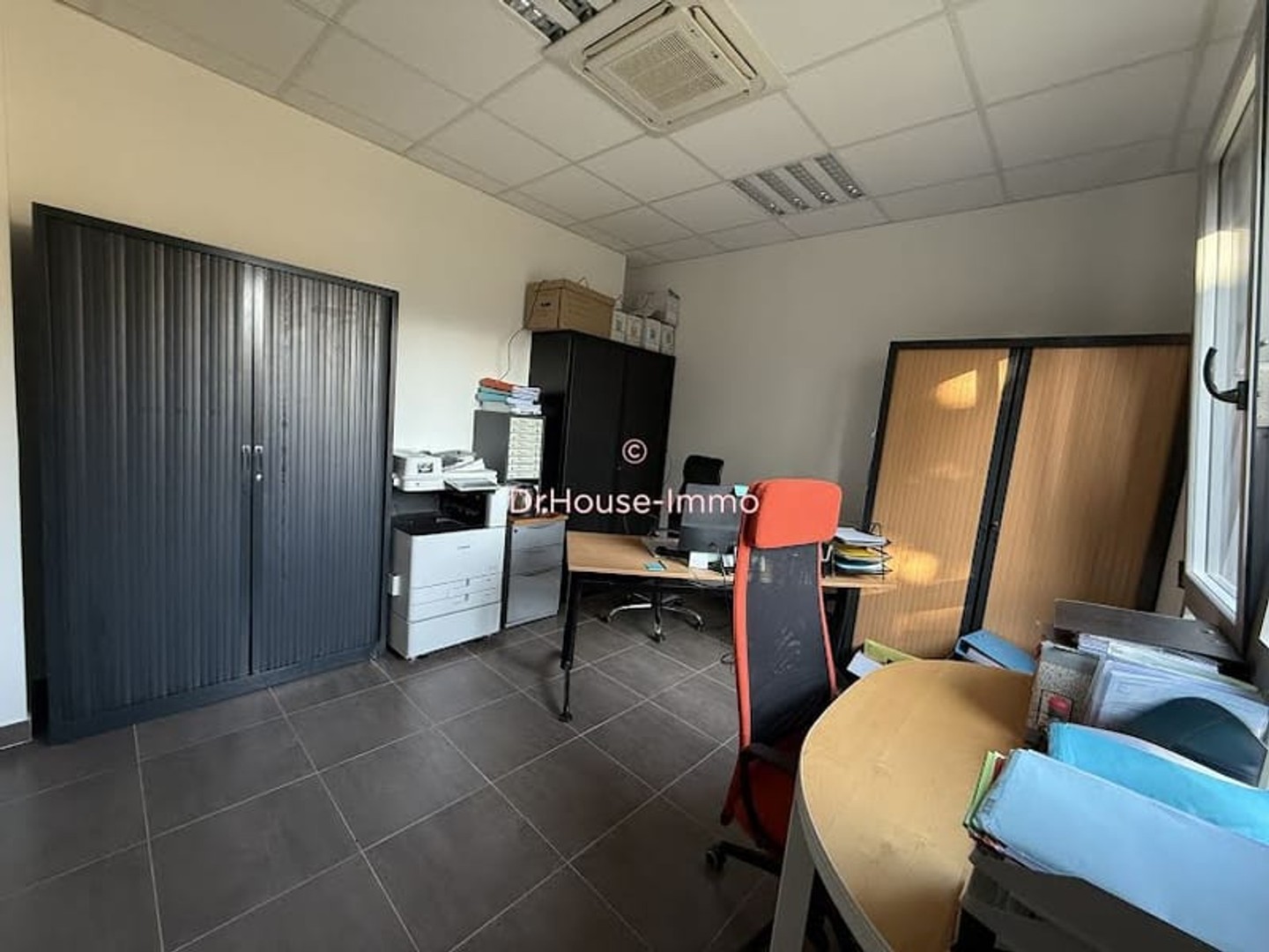 Bureaux à vendre - 30m2 - Coupvray (77700)
