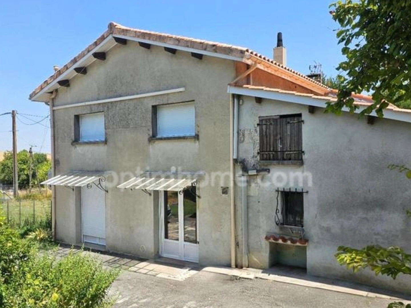 Idéal Investisseur ! Ensemble Immobilier de 200 m² (2 Maisons) - Forte Rentabilité, Maison à vendre 9 pièces Proche de BARBEZIEUX SAINT HILAIRE (16)