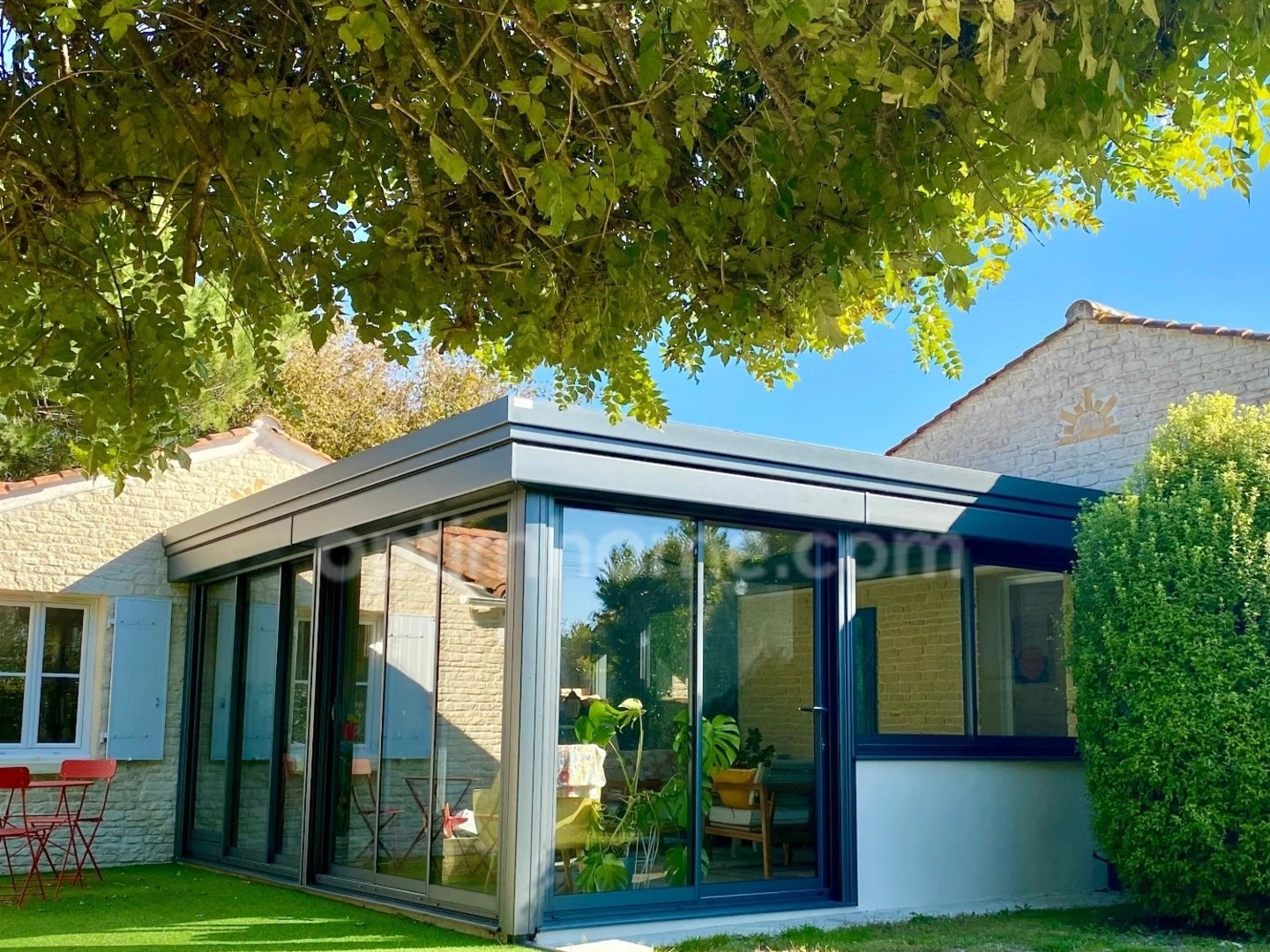 Maison en pierre à vendre 5 pièces ANGLES (85)
