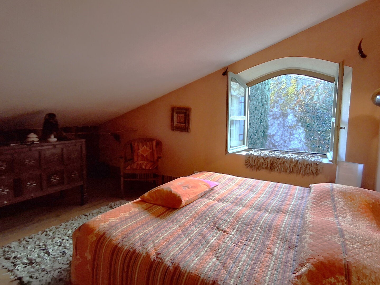 À vendre ? Suite mansardée dans habitat partagé entre seniors Bourg-Saint-Andéol ? Ardèche méridionale