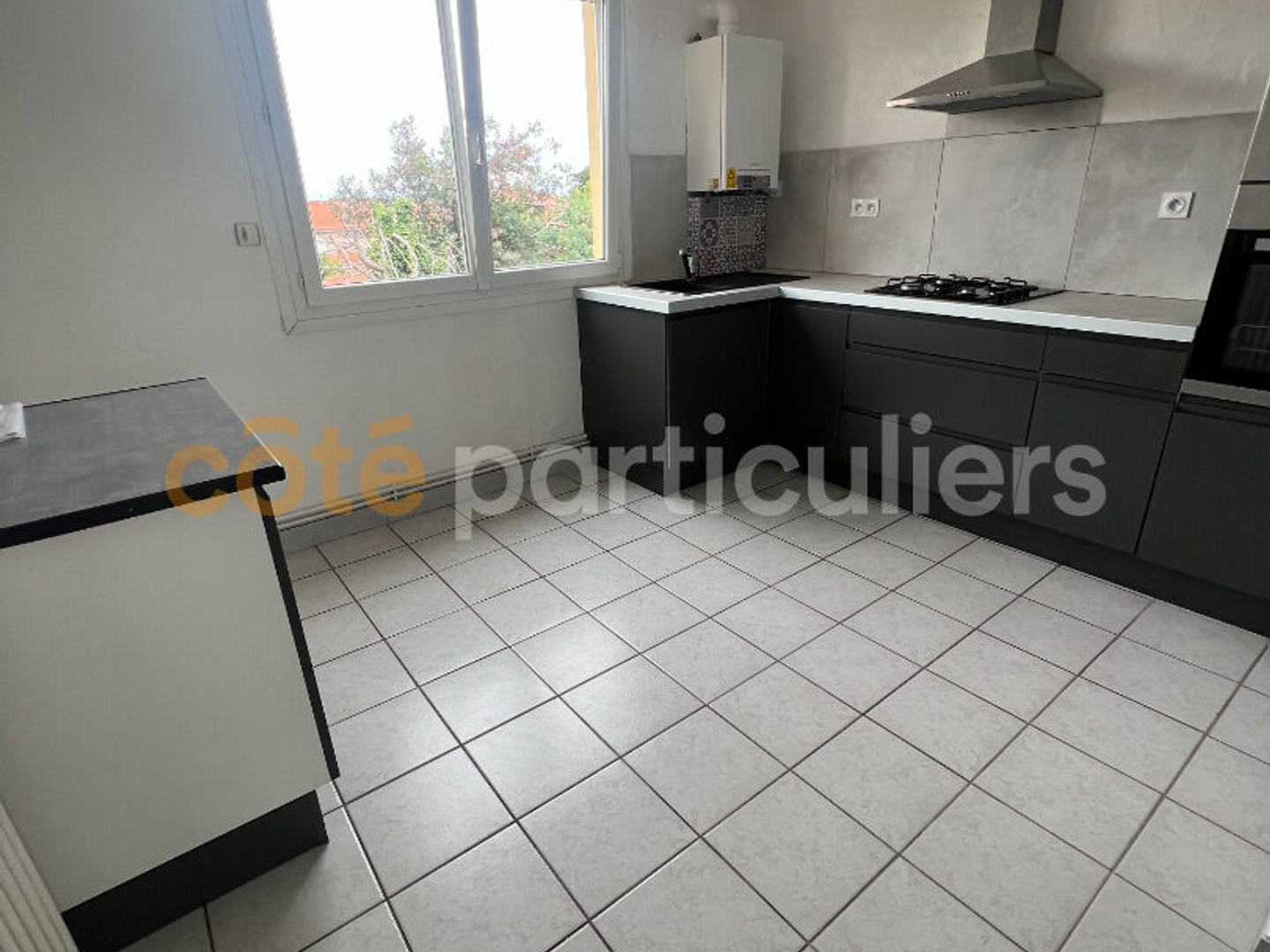 Appartement à vendre - 5 pièces - 114m2 - Tarbes (65000)