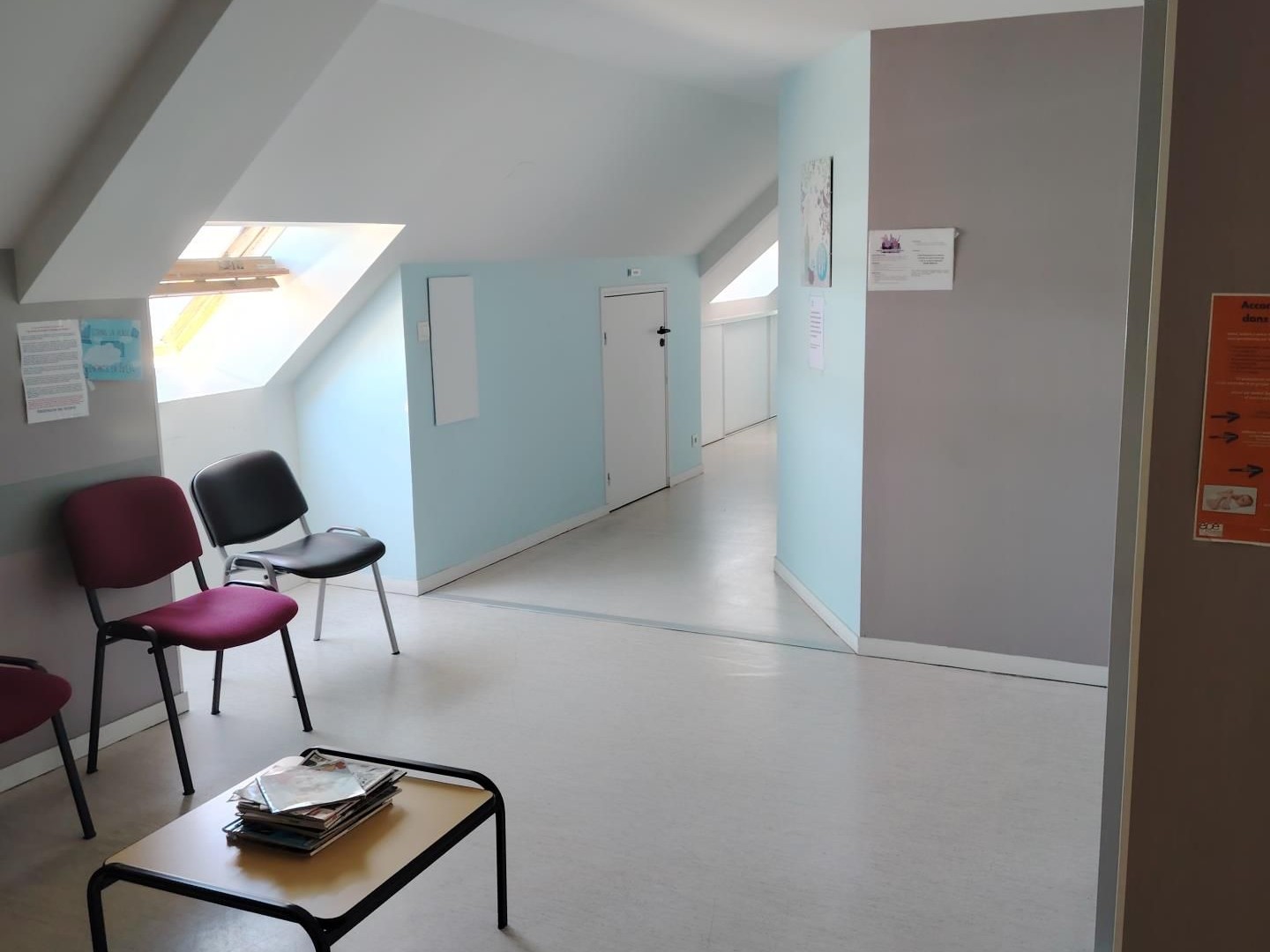 Locaux à vendre - 450m2 - Bréhal (50290)