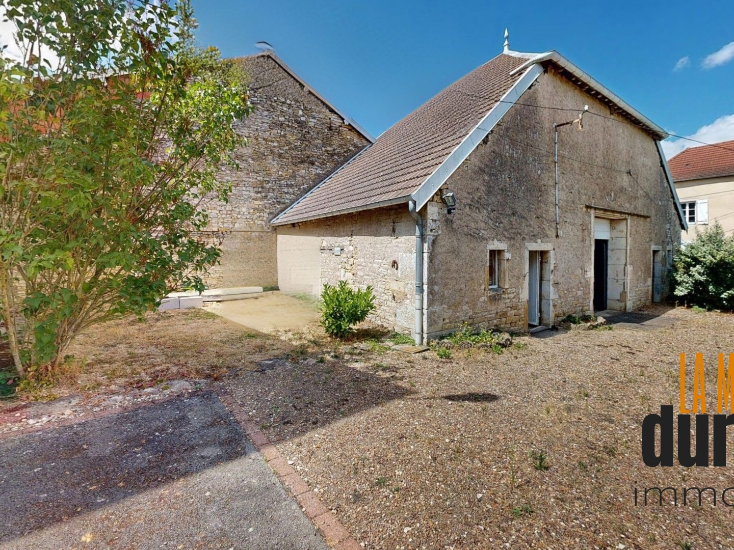 Maison à vendre - 6 pièces - 178m2 - Avrigney-Virey (70150)