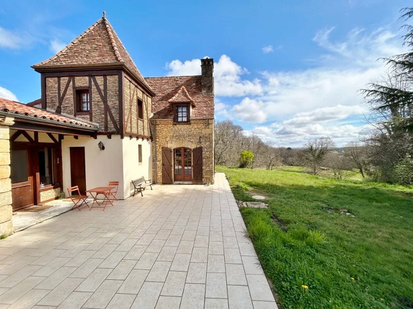 Maison à vendre - 6 pièces - 134m2 - Sarlat-La-Canéda (24200)