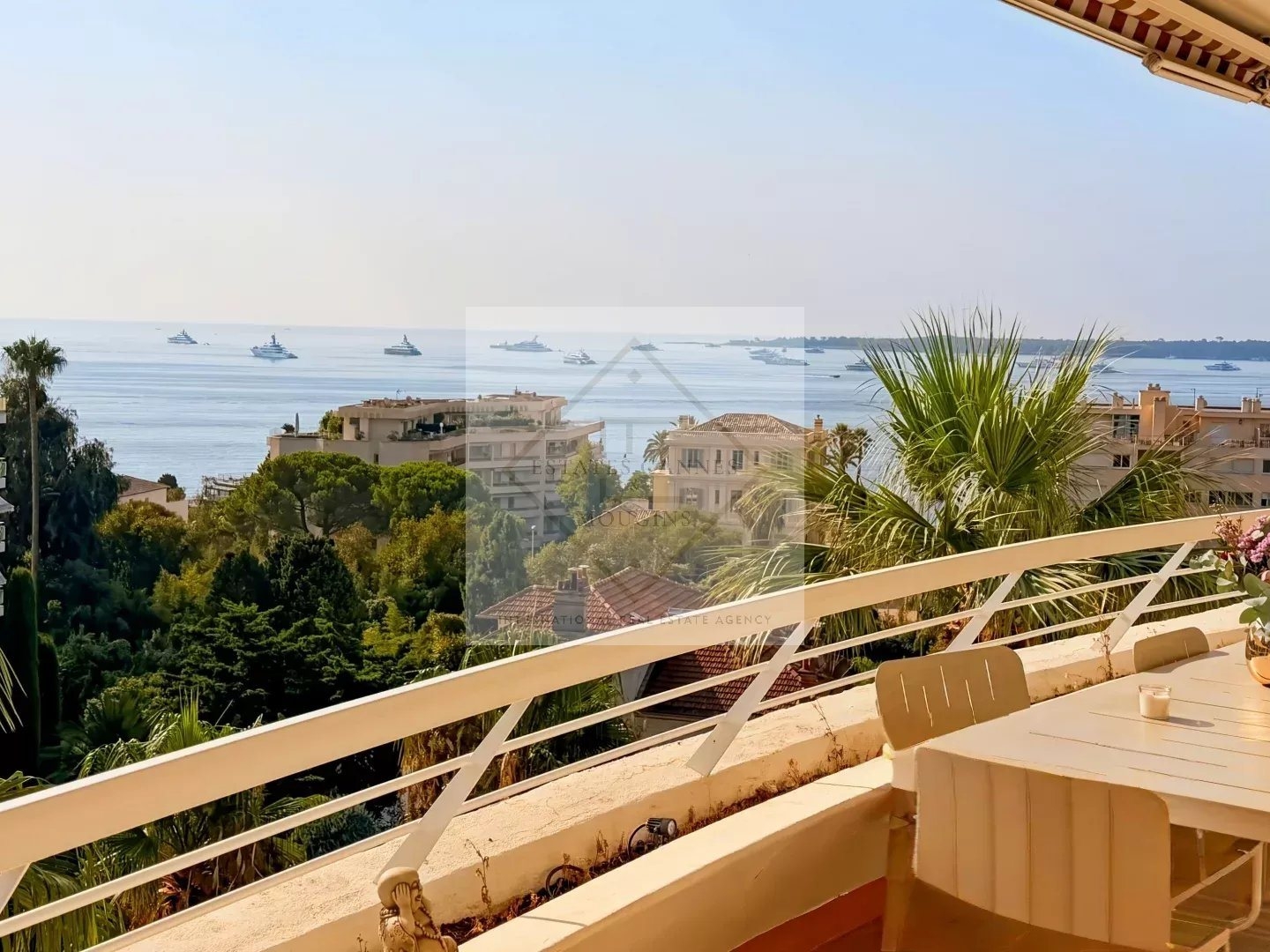 Appartement 3 Pièces Rénové - Moure Rouge - Vue Mer Panoramique