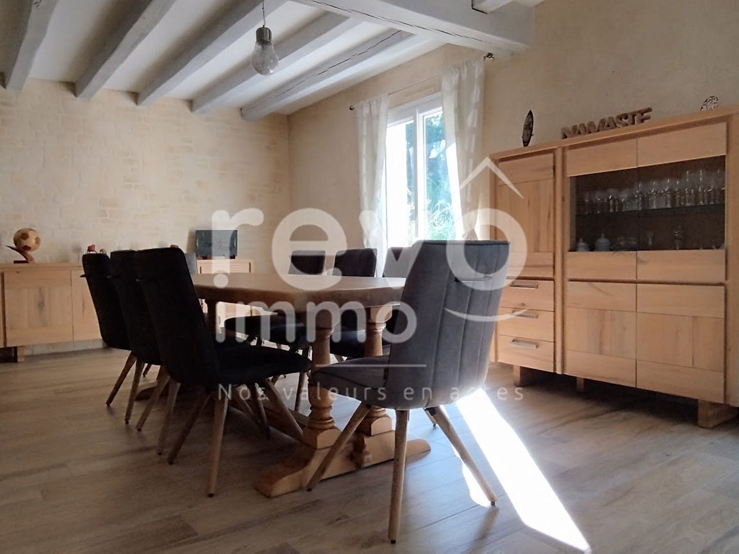 Maison à vendre - 7 pièces - 220m2 - Loire-Authion (49800)