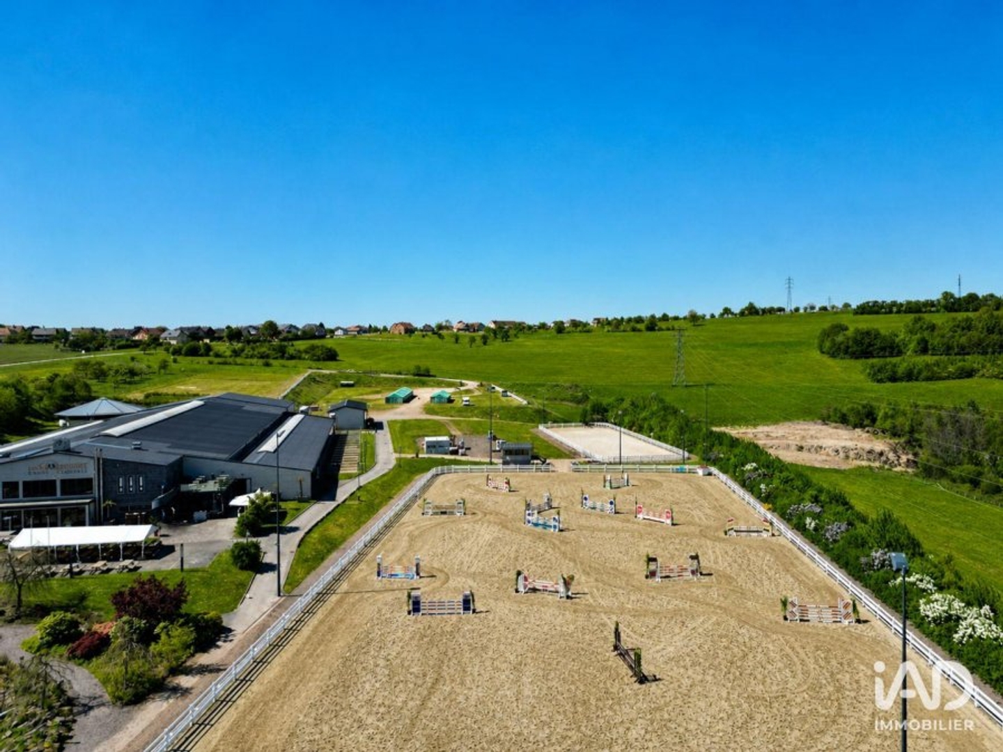 Magasin à vendre - 3 pièces - 320000m2 - Lemberg (57620)