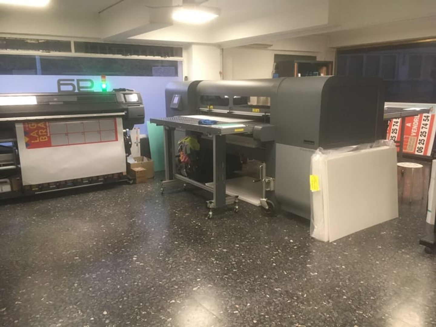Locaux à vendre - 3 pièces - 140m2 - Toulon (83000)