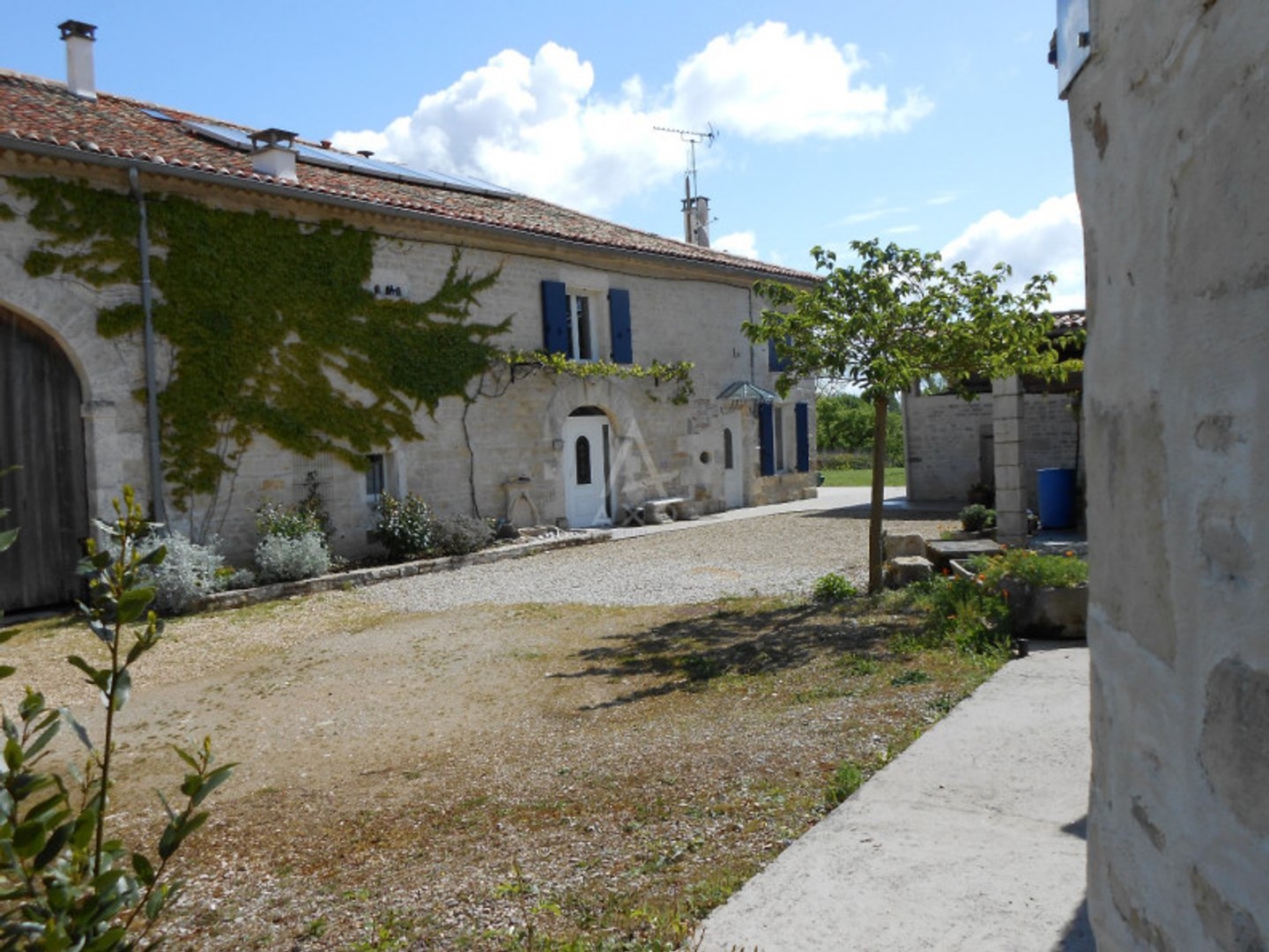 Maison 10 pièces 356 m²