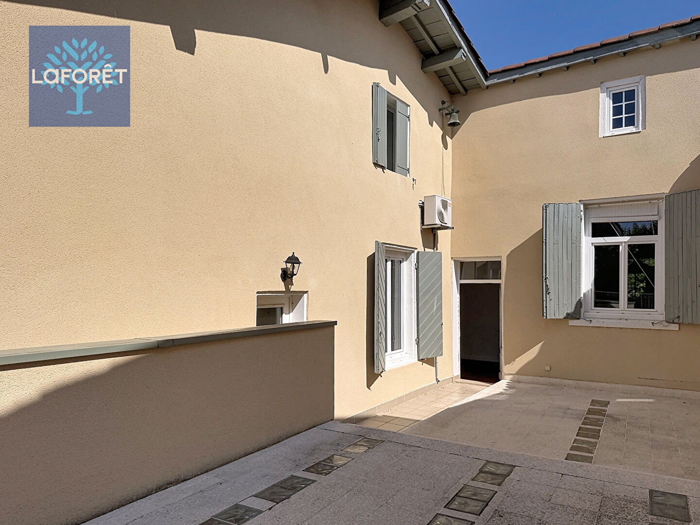 Maison à vendre - 7 pièces - 192m2 - Millery (69390)