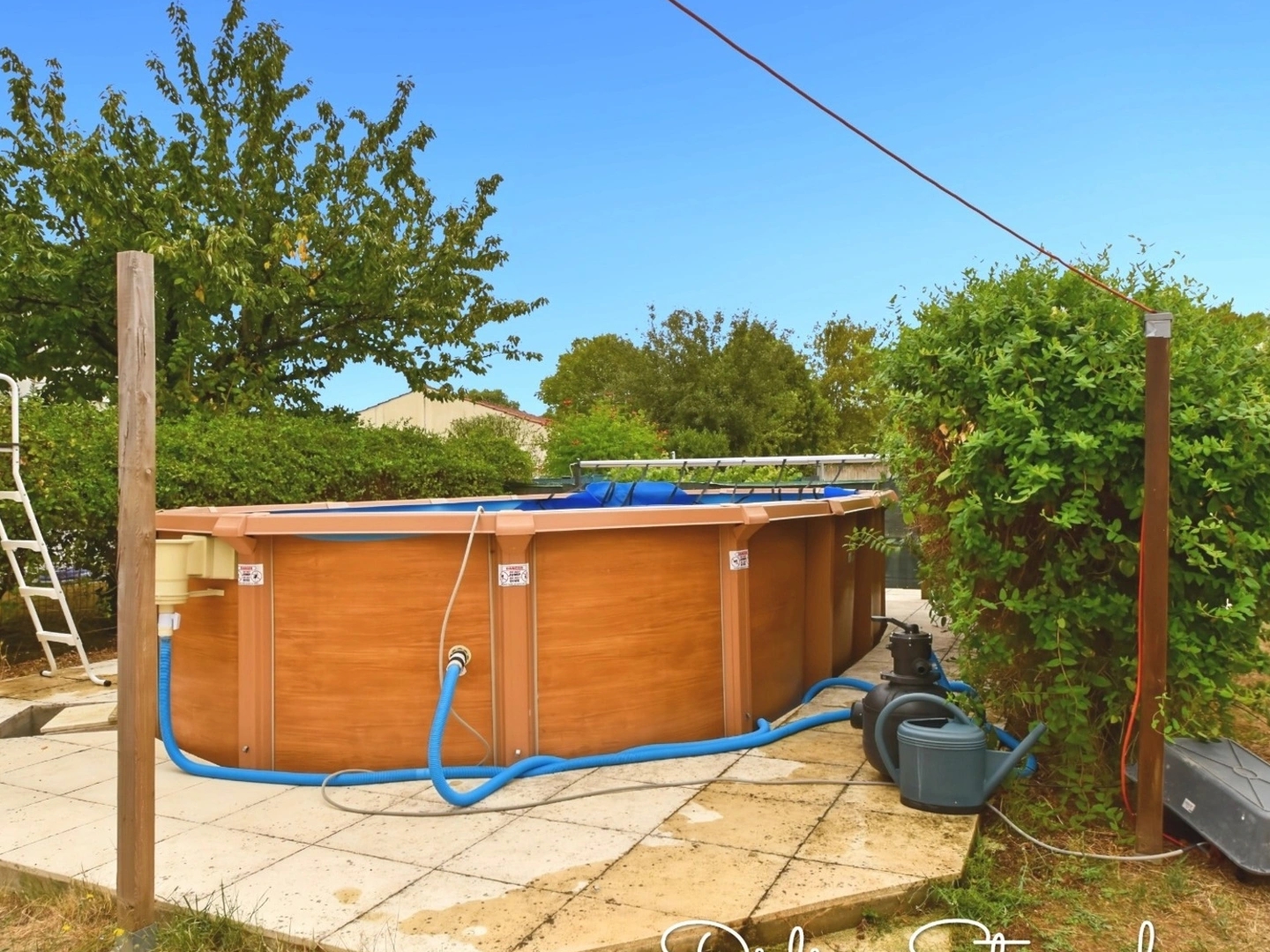 Maison à vendre - 2 pièces - 265m2 - Aigrefeuille-D'aunis (17290)