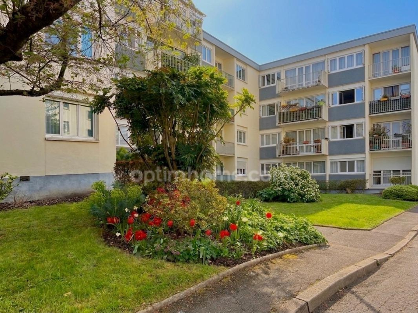 Appartement à vendre - 4 pièces - 79m2 - Le Plessis-Bouchard (95130)