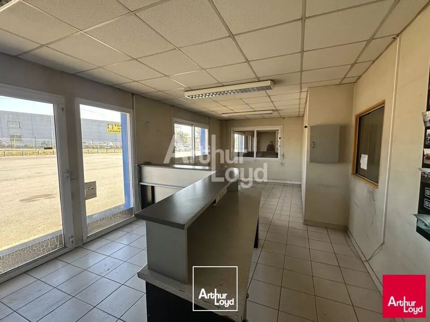 Locaux à vendre - 2520m2 - Romagné (35133)