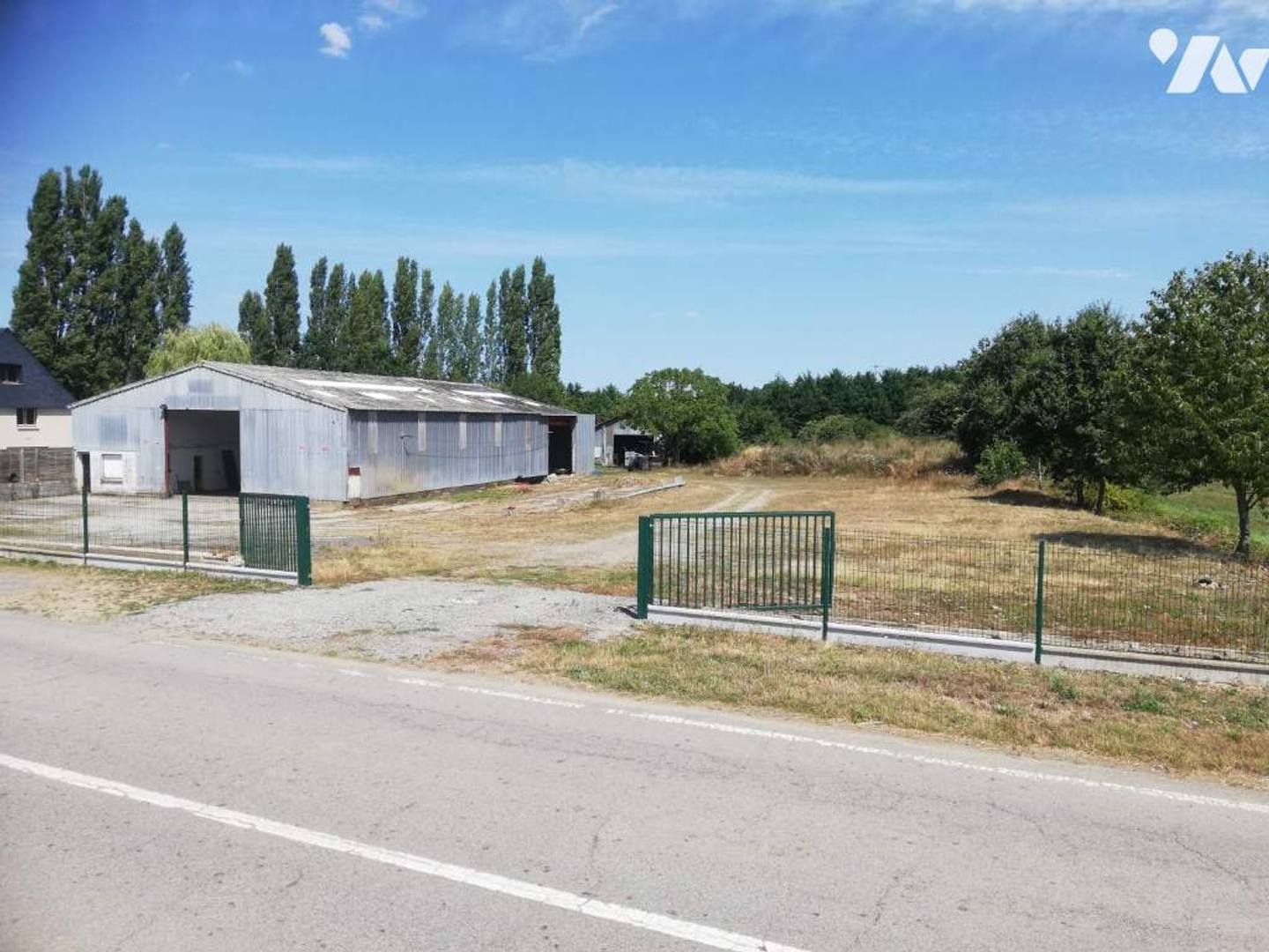 Local d'activités 345 m²