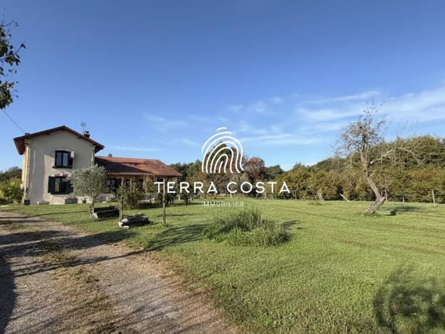 Maison 125 m² + grange de 90 m²