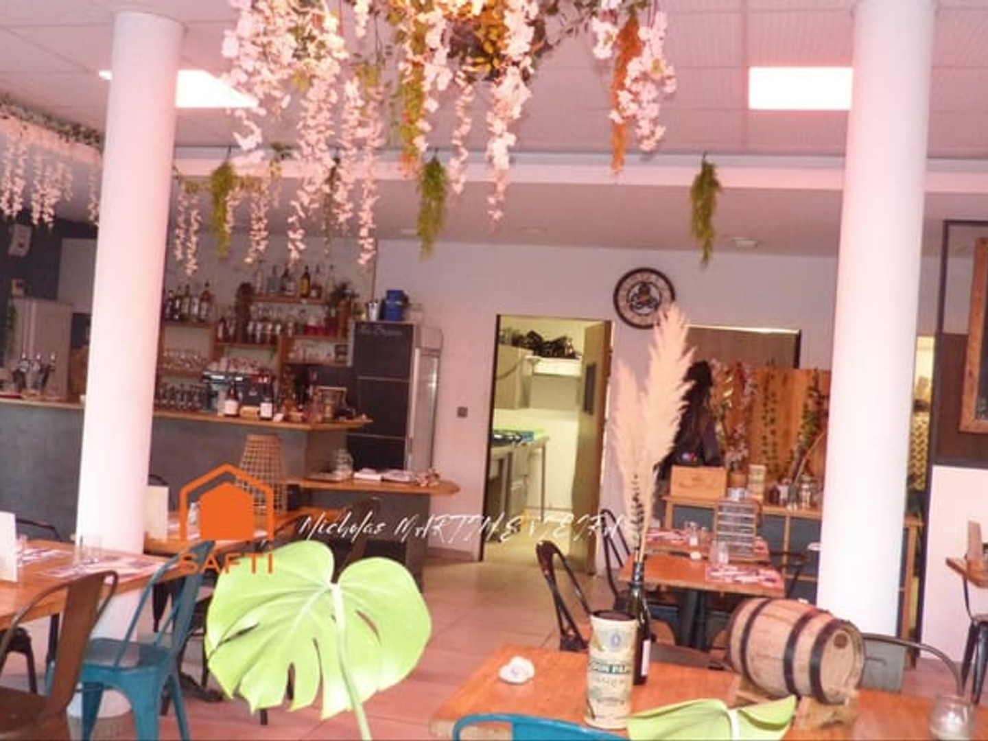 Bureaux 140 m²